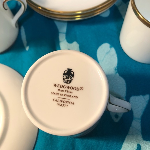 Wedgwood Demitasse set - Picture 5 of 9